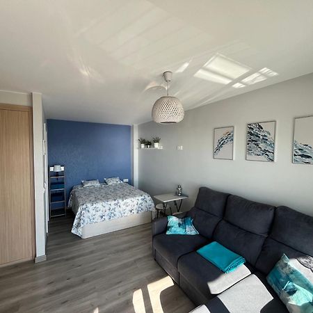 Estudio Con Impresionantes Vistas Al Mar Blanes Exteriér fotografie